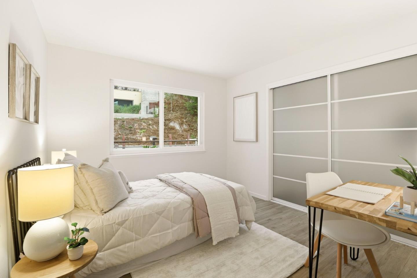 Detail Gallery Image 18 of 40 For 162 Coronado Ave, San Carlos,  CA 94070 - 5 Beds | 3 Baths