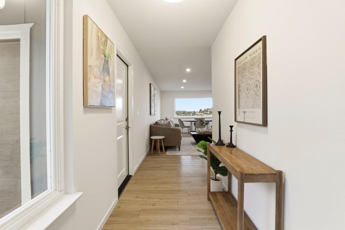 Detail Gallery Image 2 of 40 For 162 Coronado Ave, San Carlos,  CA 94070 - 5 Beds | 3 Baths