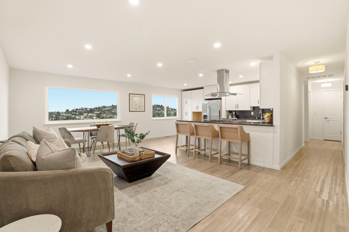 Detail Gallery Image 3 of 40 For 162 Coronado Ave, San Carlos,  CA 94070 - 5 Beds | 3 Baths