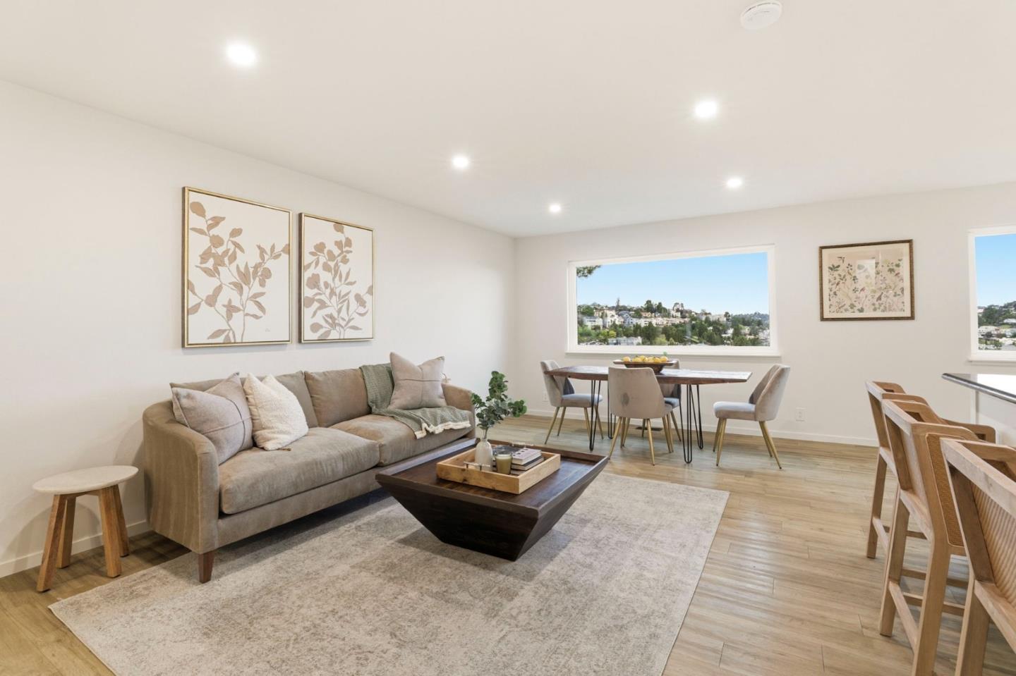 Detail Gallery Image 4 of 40 For 162 Coronado Ave, San Carlos,  CA 94070 - 5 Beds | 3 Baths