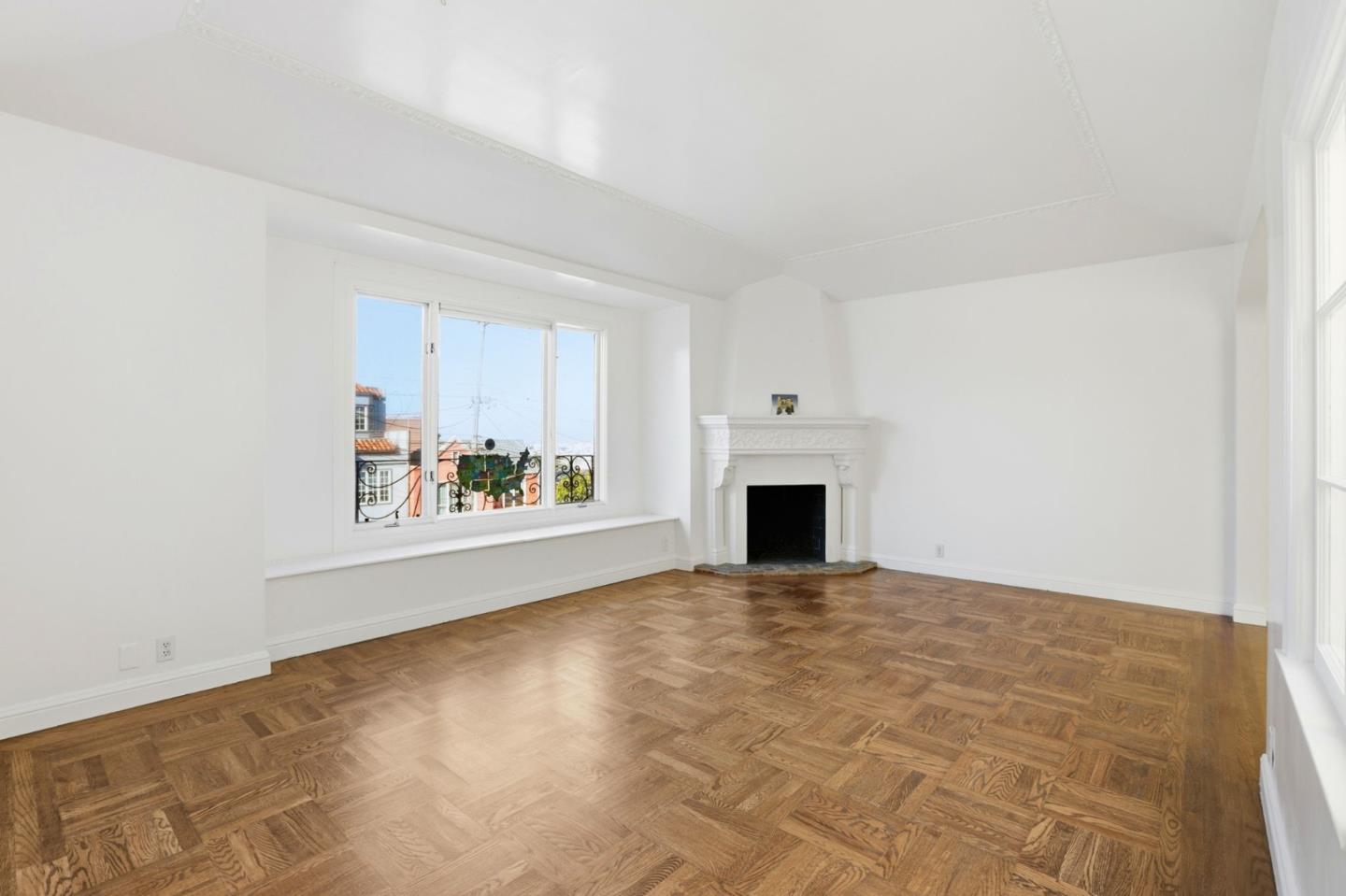 Detail Gallery Image 6 of 46 For 2674 18th Ave, San Francisco,  CA 94116 - 3 Beds | 2 Baths