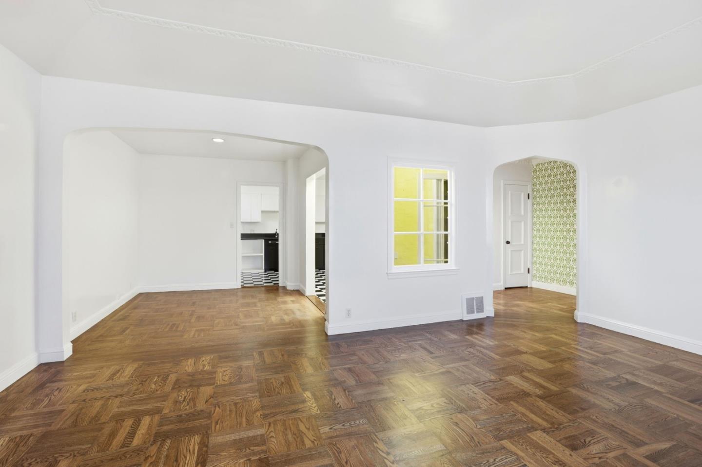 Detail Gallery Image 8 of 46 For 2674 18th Ave, San Francisco,  CA 94116 - 3 Beds | 2 Baths