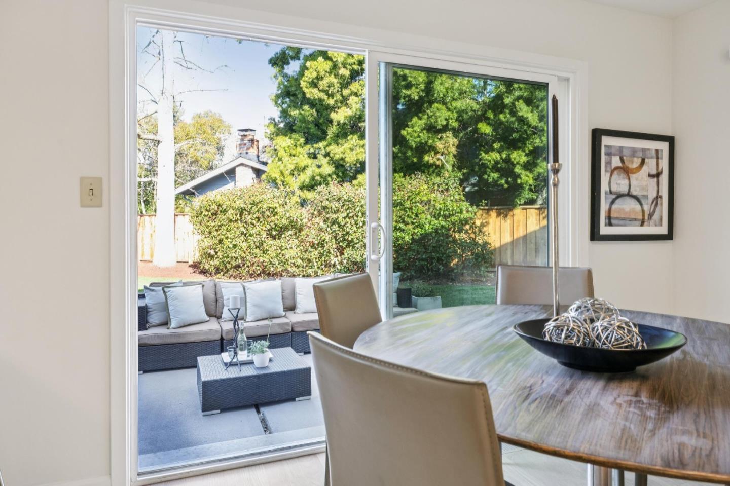 Detail Gallery Image 18 of 41 For 3352 Villa Robleda Dr, Mountain View,  CA 94040 - 4 Beds | 2/1 Baths