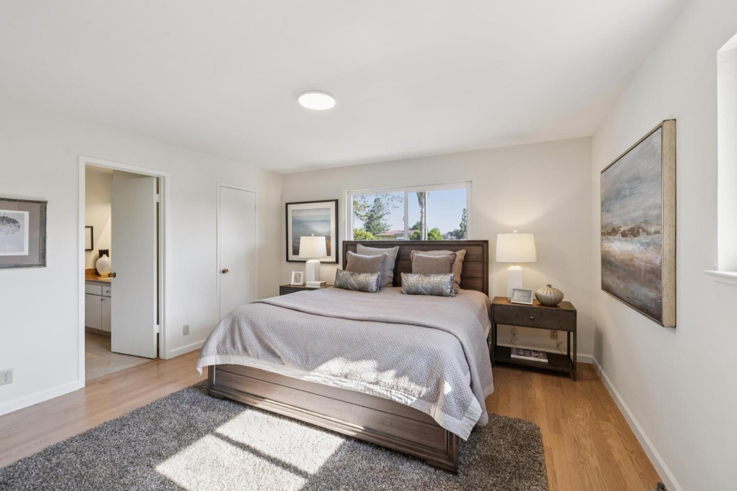 Detail Gallery Image 21 of 41 For 3352 Villa Robleda Dr, Mountain View,  CA 94040 - 4 Beds | 2/1 Baths