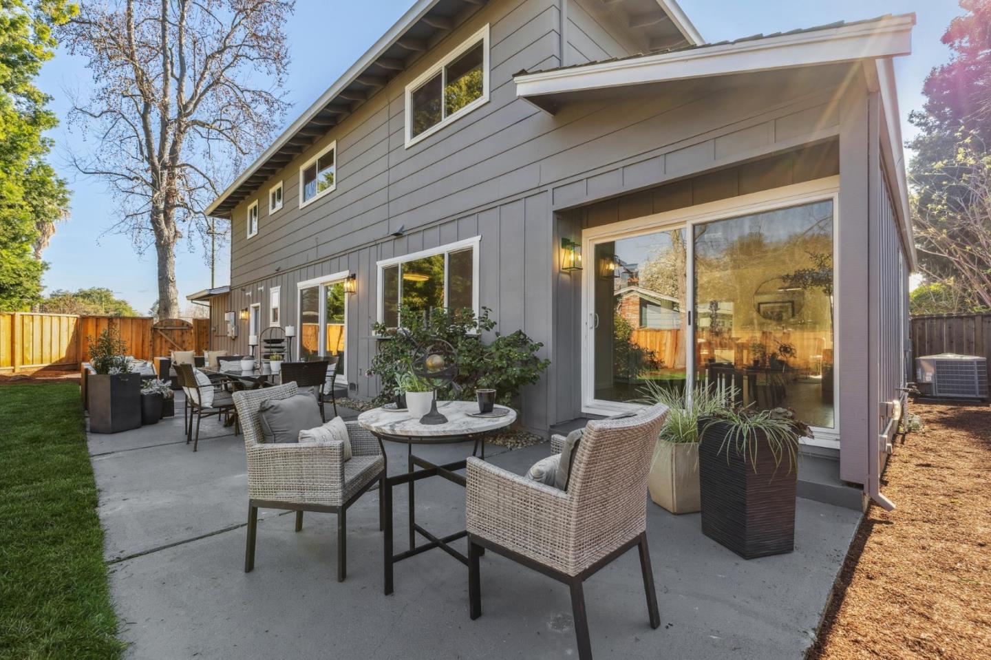 Detail Gallery Image 40 of 41 For 3352 Villa Robleda Dr, Mountain View,  CA 94040 - 4 Beds | 2/1 Baths