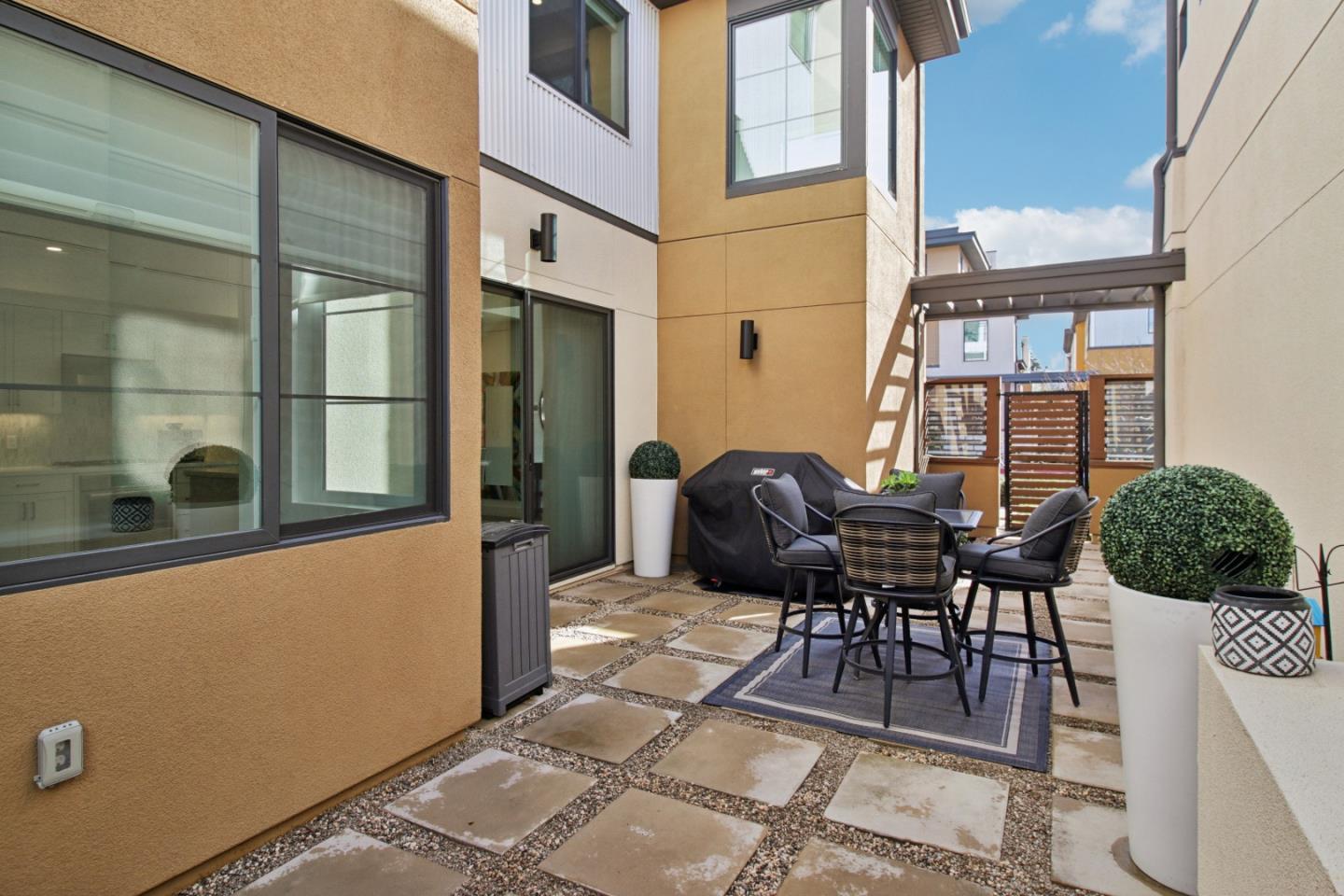 Detail Gallery Image 17 of 37 For 15040 Briggs Court, Los Gatos,  CA 95032 - 2 Beds | 2/1 Baths