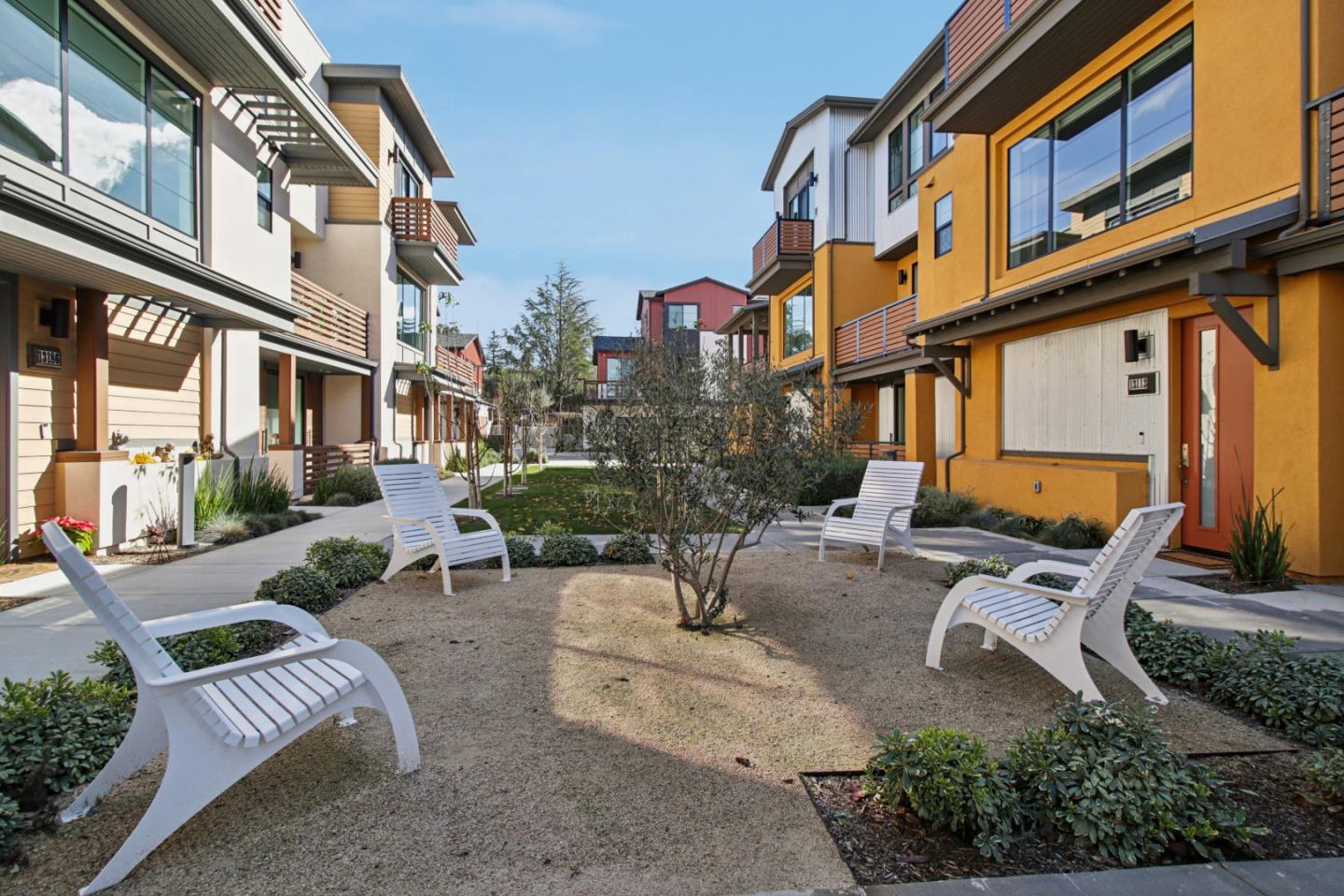 Detail Gallery Image 25 of 37 For 15040 Briggs Court, Los Gatos,  CA 95032 - 2 Beds | 2/1 Baths