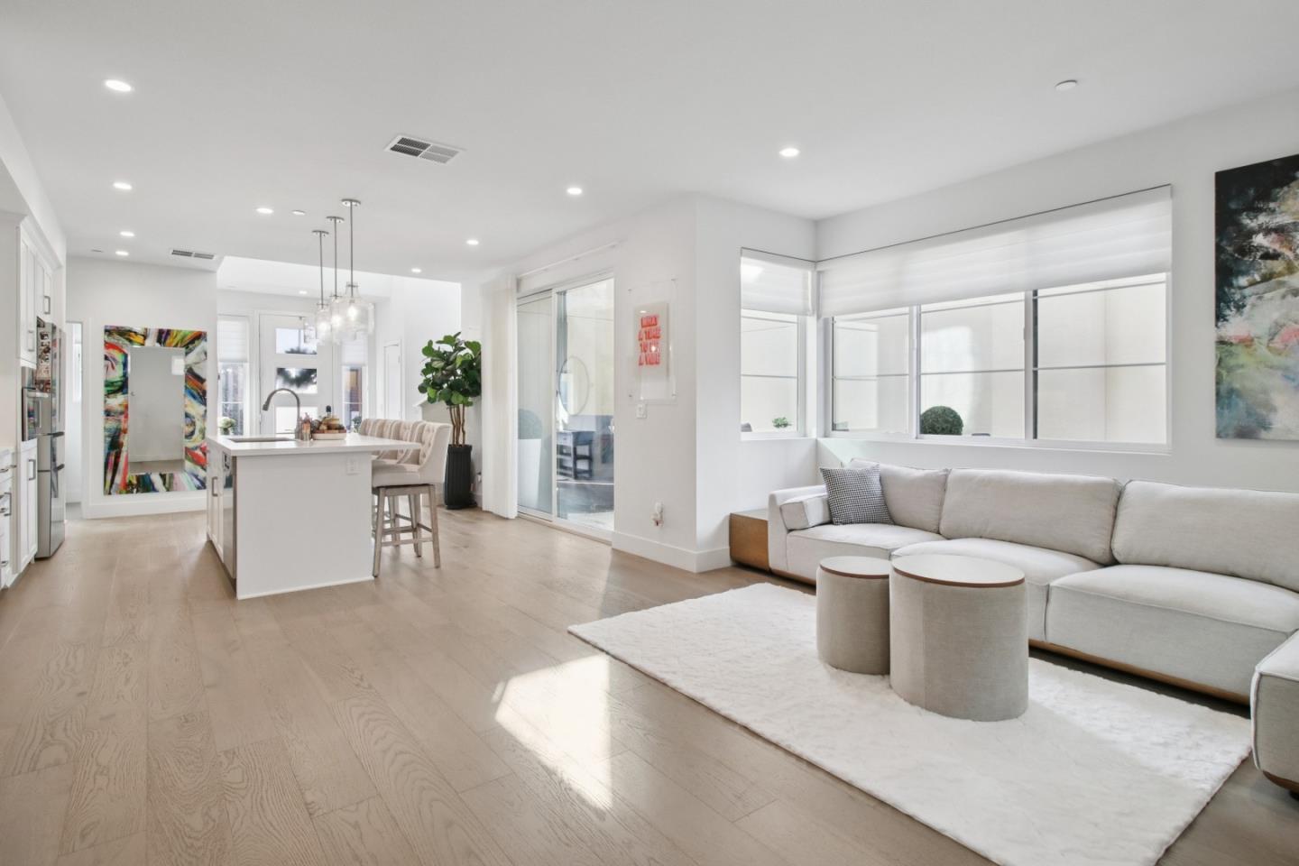 Detail Gallery Image 3 of 37 For 15040 Briggs Court, Los Gatos,  CA 95032 - 2 Beds | 2/1 Baths