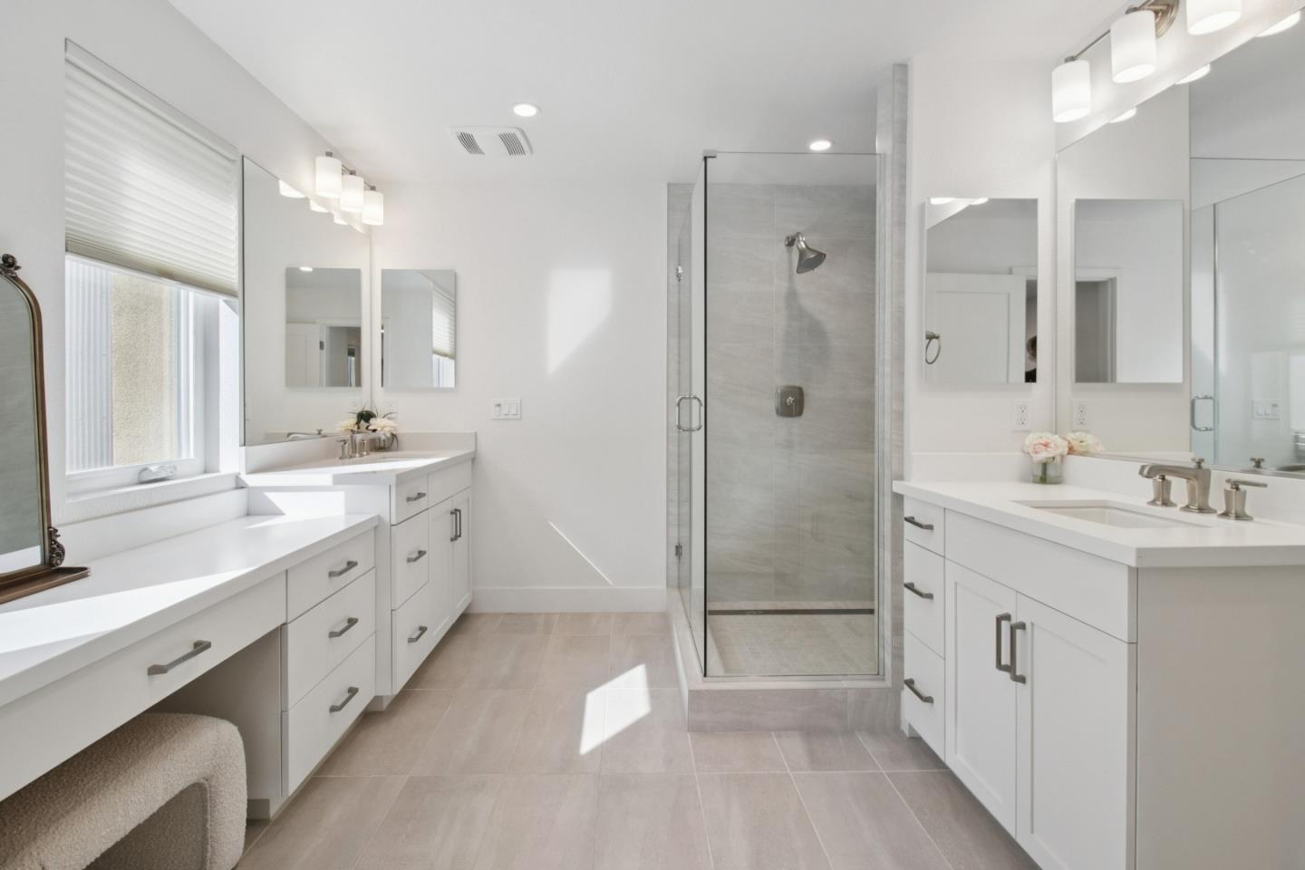 Detail Gallery Image 9 of 37 For 15040 Briggs Court, Los Gatos,  CA 95032 - 2 Beds | 2/1 Baths