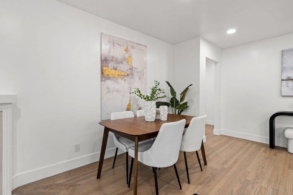 Detail Gallery Image 10 of 31 For 579 Green Manor Ct, Palo Alto,  CA 94301 - 2 Beds | 1 Baths