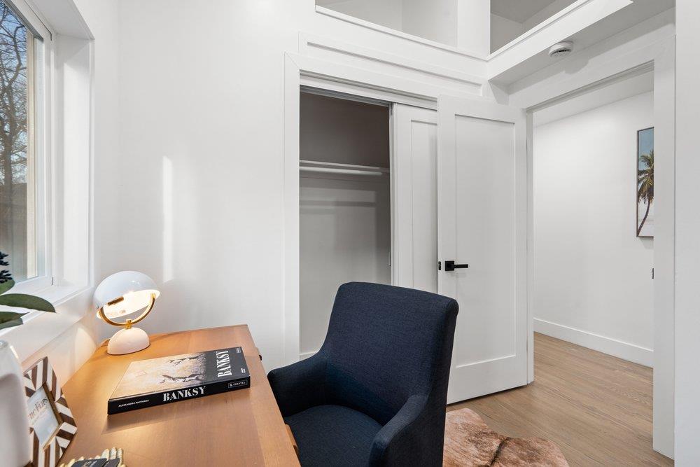 Detail Gallery Image 22 of 31 For 579 Green Manor Ct, Palo Alto,  CA 94301 - 2 Beds | 1 Baths