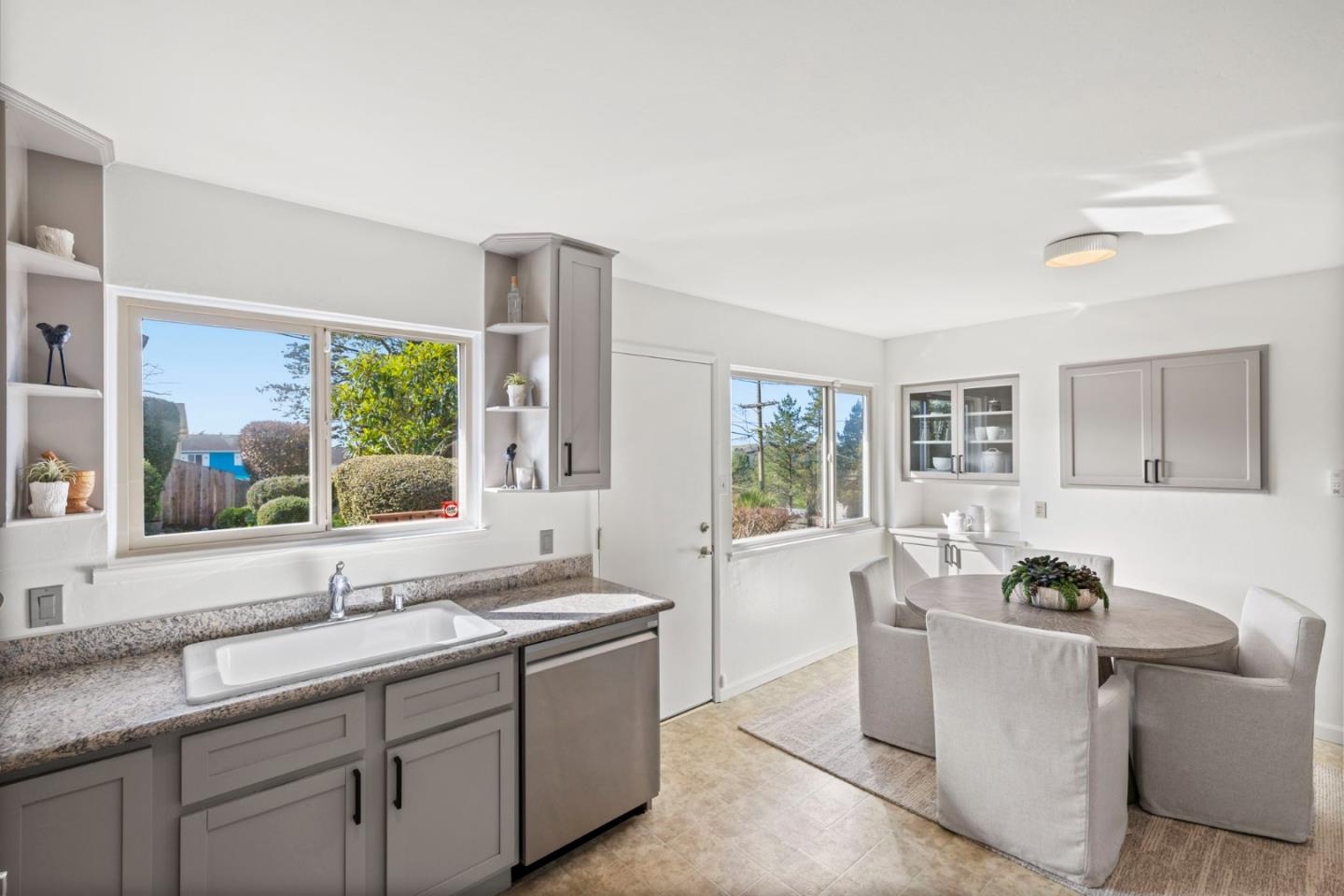 Detail Gallery Image 9 of 25 For 3971 Elston Dr, San Bruno,  CA 94066 - 3 Beds | 2 Baths