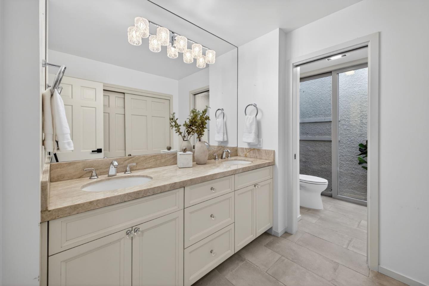 Detail Gallery Image 24 of 43 For 3411 Shady Spring Ln, Mountain View,  CA 94040 - 4 Beds | 2/1 Baths