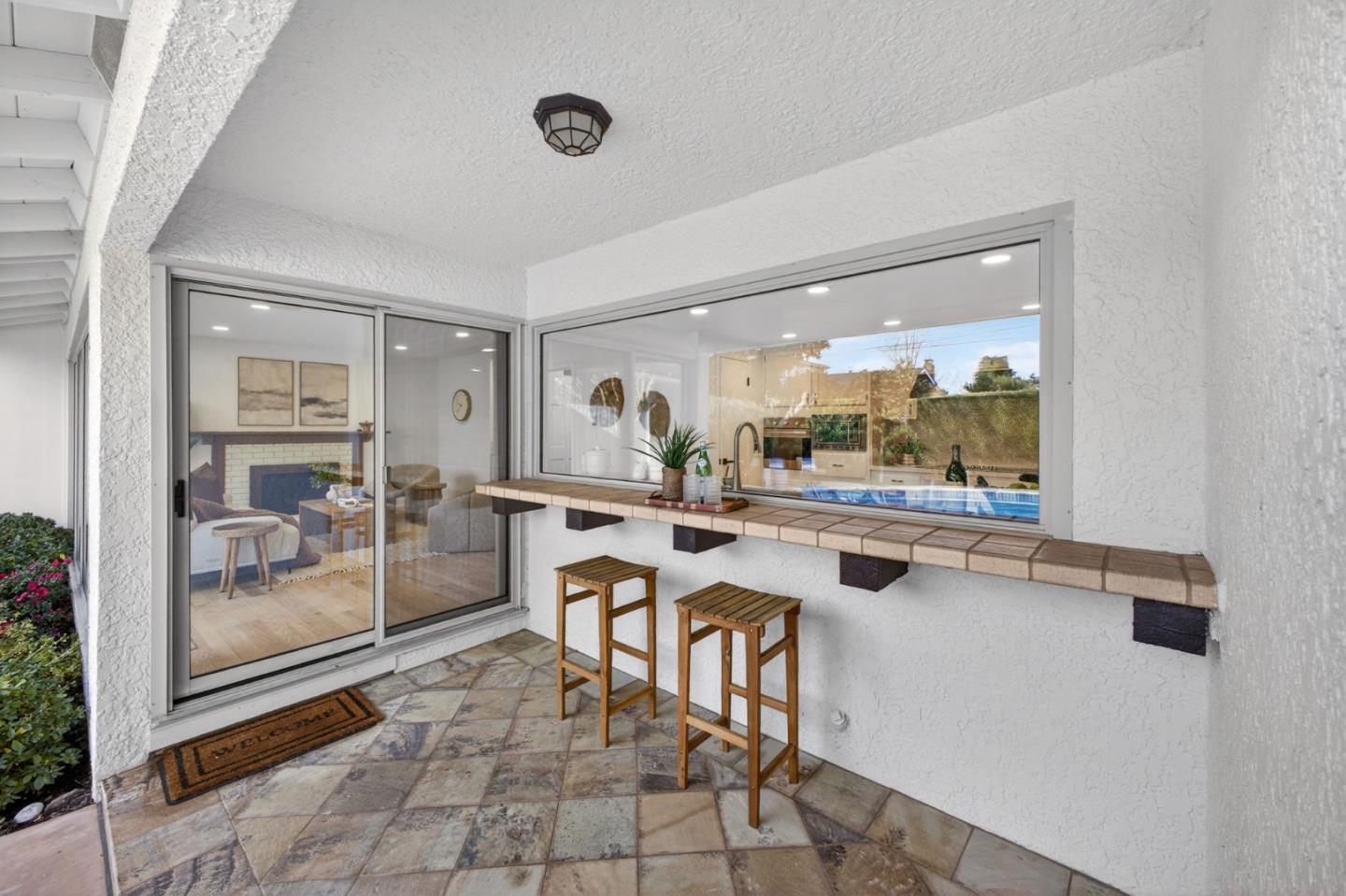 Detail Gallery Image 33 of 43 For 3411 Shady Spring Ln, Mountain View,  CA 94040 - 4 Beds | 2/1 Baths