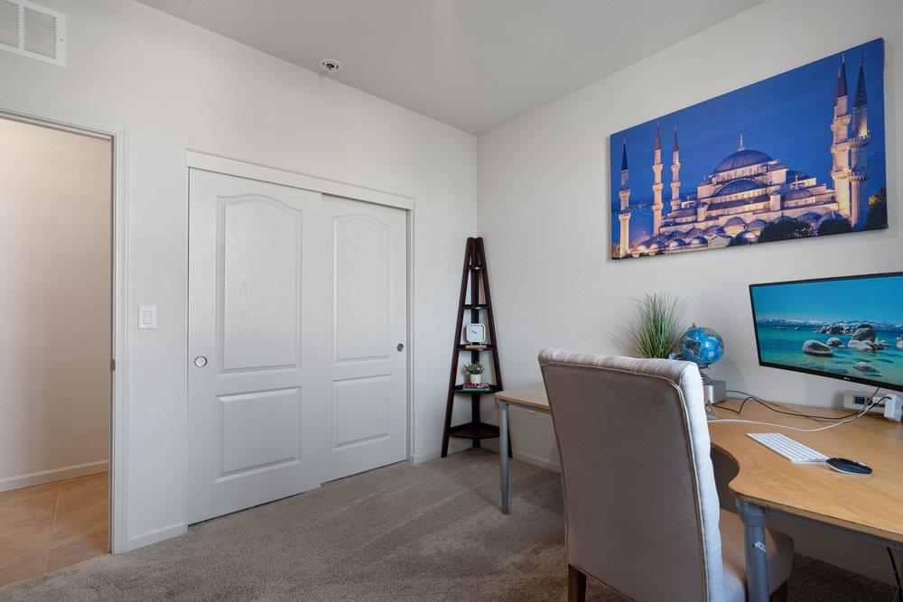 Detail Gallery Image 24 of 53 For 2111 Rosewood Dr, Hollister,  CA 95023 - 4 Beds | 2/1 Baths