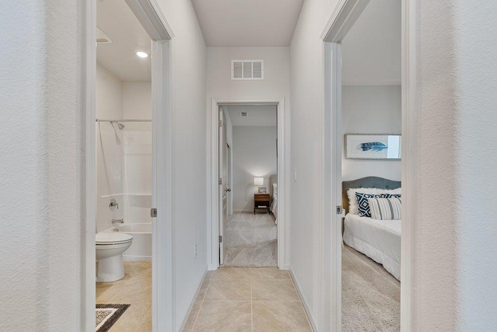 Detail Gallery Image 25 of 53 For 2111 Rosewood Dr, Hollister,  CA 95023 - 4 Beds | 2/1 Baths