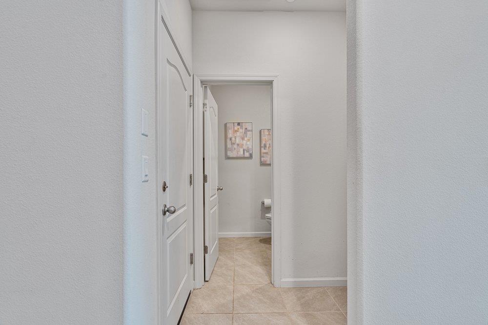Detail Gallery Image 30 of 53 For 2111 Rosewood Dr, Hollister,  CA 95023 - 4 Beds | 2/1 Baths