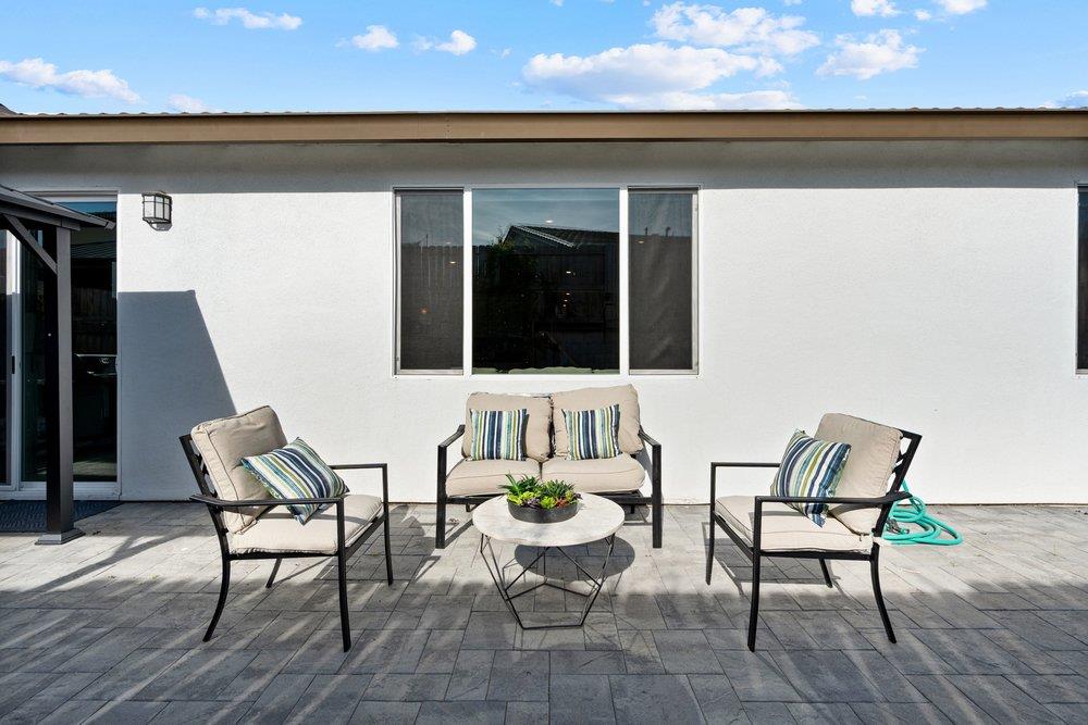 Detail Gallery Image 34 of 53 For 2111 Rosewood Dr, Hollister,  CA 95023 - 4 Beds | 2/1 Baths