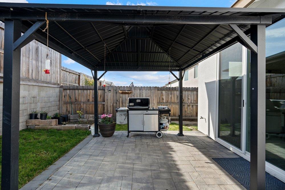 Detail Gallery Image 35 of 53 For 2111 Rosewood Dr, Hollister,  CA 95023 - 4 Beds | 2/1 Baths