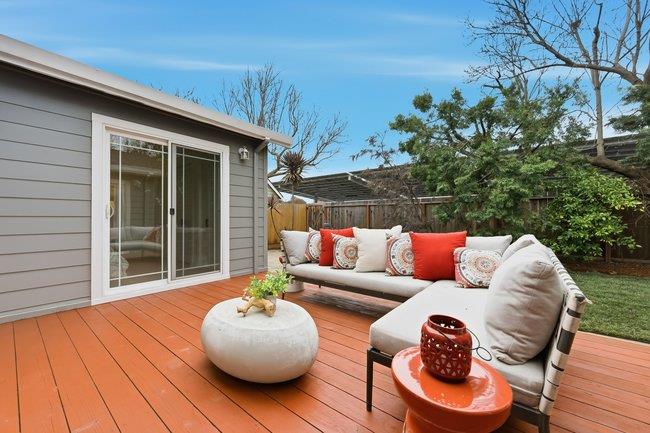 Detail Gallery Image 26 of 38 For 1014 King St, Redwood City,  CA 94061 - 4 Beds | 3 Baths