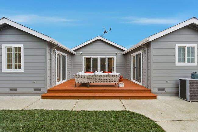 Detail Gallery Image 31 of 38 For 1014 King St, Redwood City,  CA 94061 - 4 Beds | 3 Baths