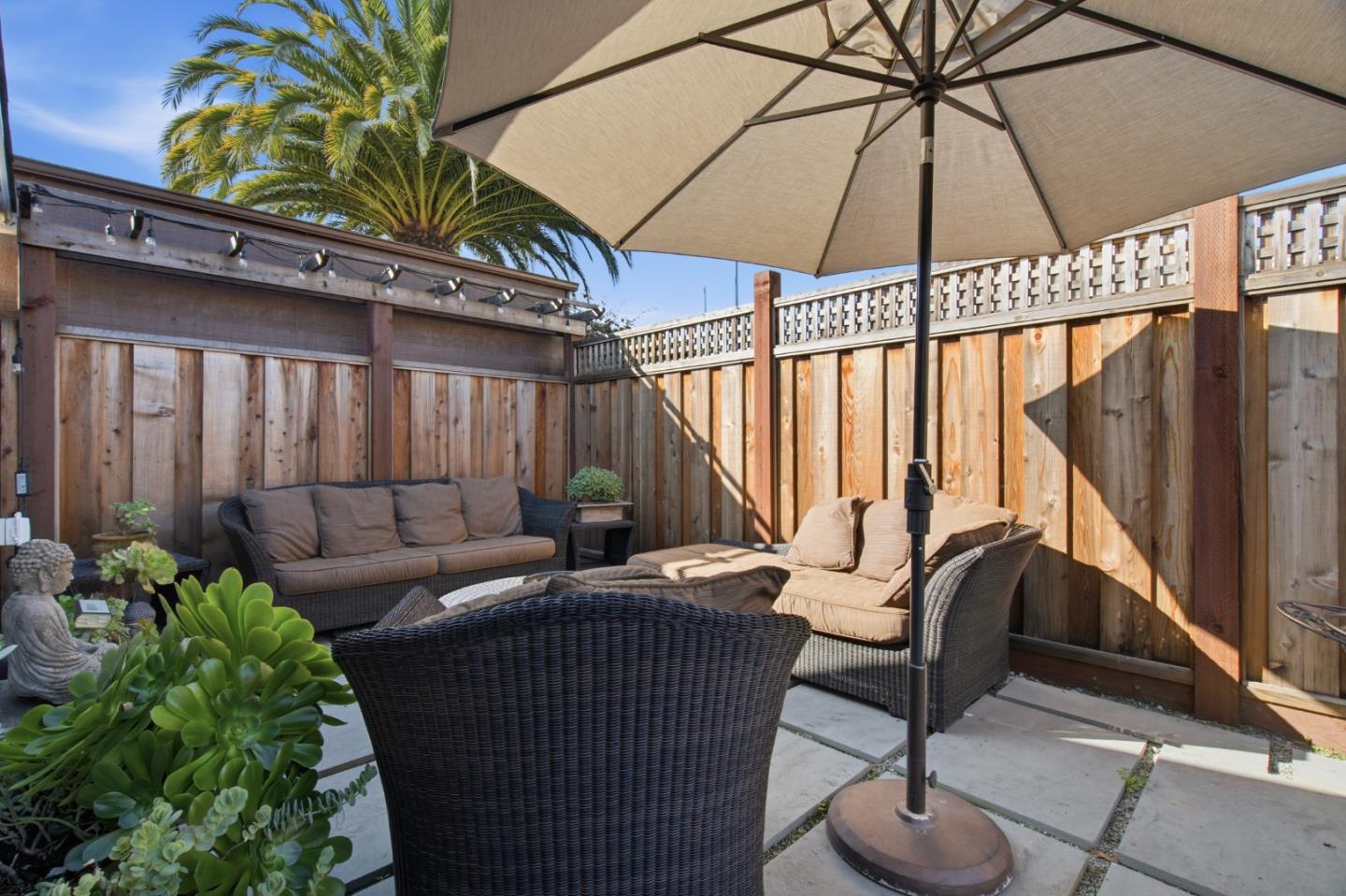 Detail Gallery Image 8 of 8 For 1510 Jasmine St, San Mateo,  CA 94402 - 3 Beds | 2 Baths