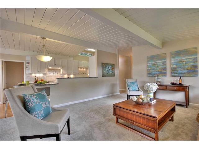 Detail Gallery Image 13 of 19 For 990 Amarillo Ave, Palo Alto,  CA 94303 - 5 Beds | 2 Baths