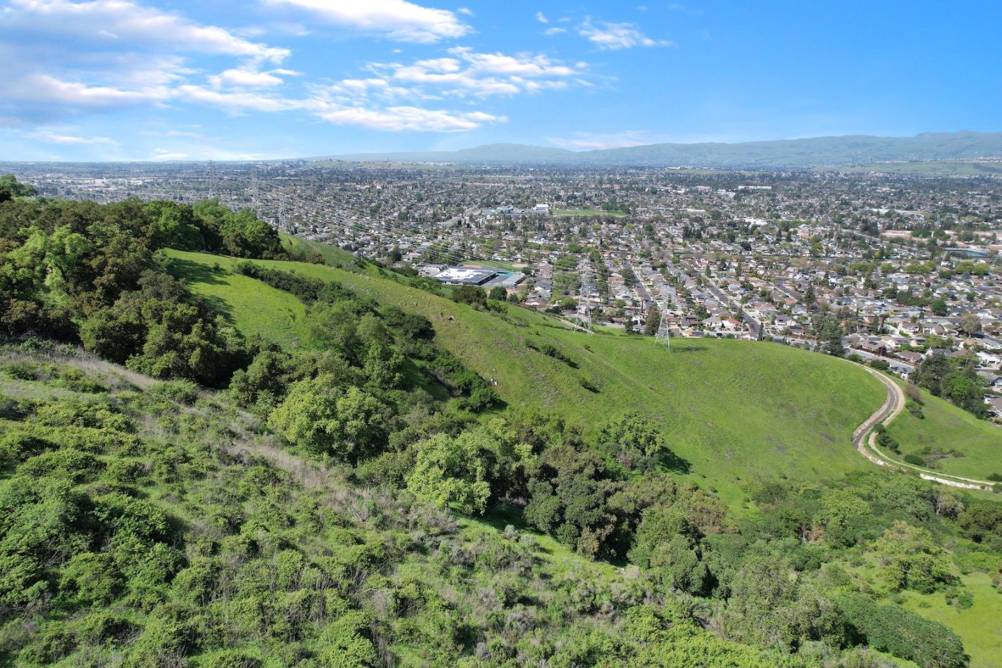 Detail Gallery Image 19 of 27 For 20011 Graystone Ln, San Jose,  CA 95120 - – Beds | – Baths