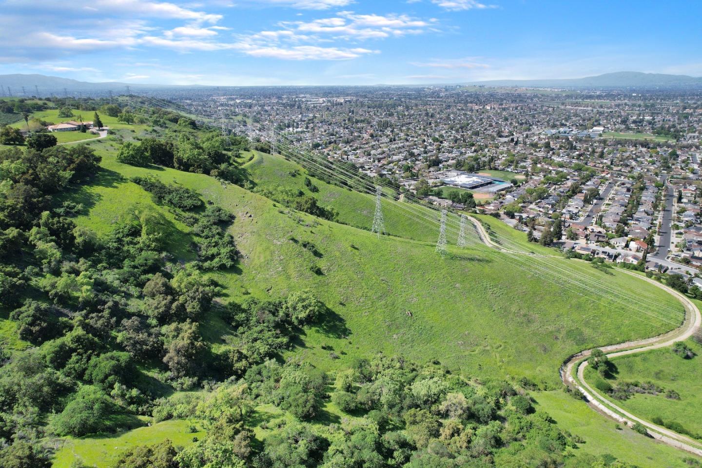 Detail Gallery Image 20 of 27 For 20011 Graystone Ln, San Jose,  CA 95120 - – Beds | – Baths