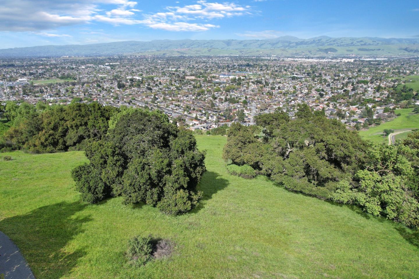 Detail Gallery Image 21 of 27 For 20011 Graystone Ln, San Jose,  CA 95120 - – Beds | – Baths