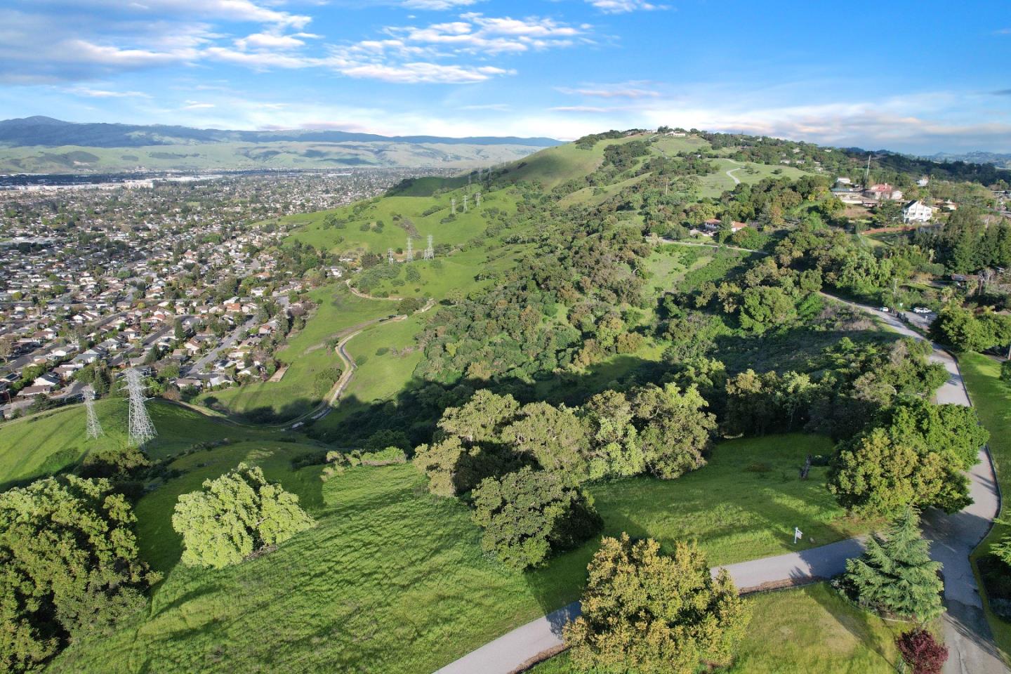 Detail Gallery Image 5 of 27 For 20011 Graystone Ln, San Jose,  CA 95120 - – Beds | – Baths