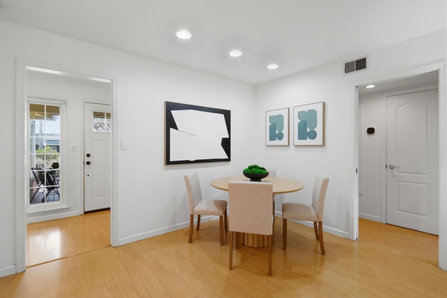 Detail Gallery Image 16 of 39 For 1688 Milroy Pl, San Jose,  CA 95124 - 4 Beds | 2/1 Baths