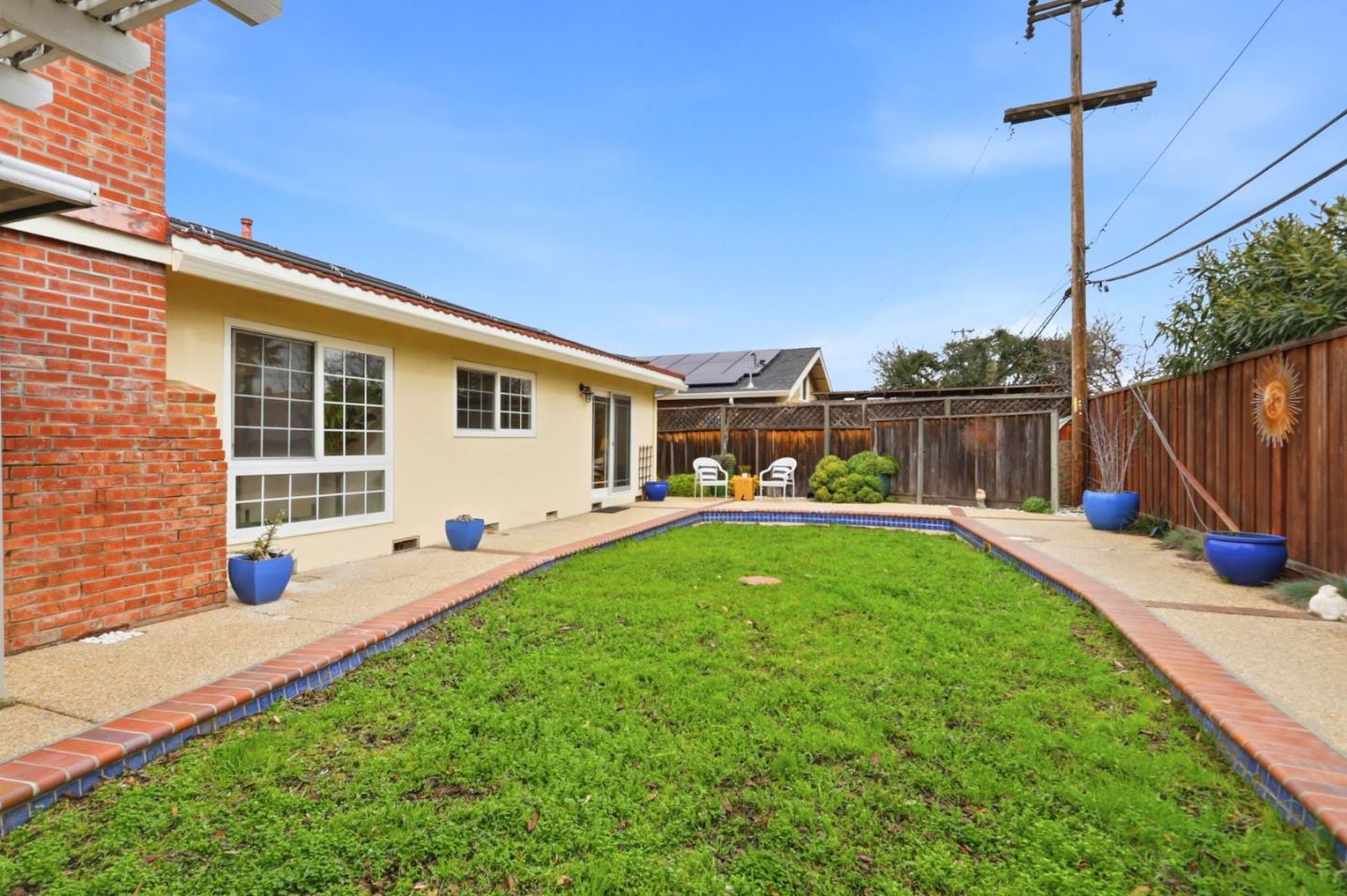 Detail Gallery Image 37 of 39 For 1688 Milroy Pl, San Jose,  CA 95124 - 4 Beds | 2/1 Baths