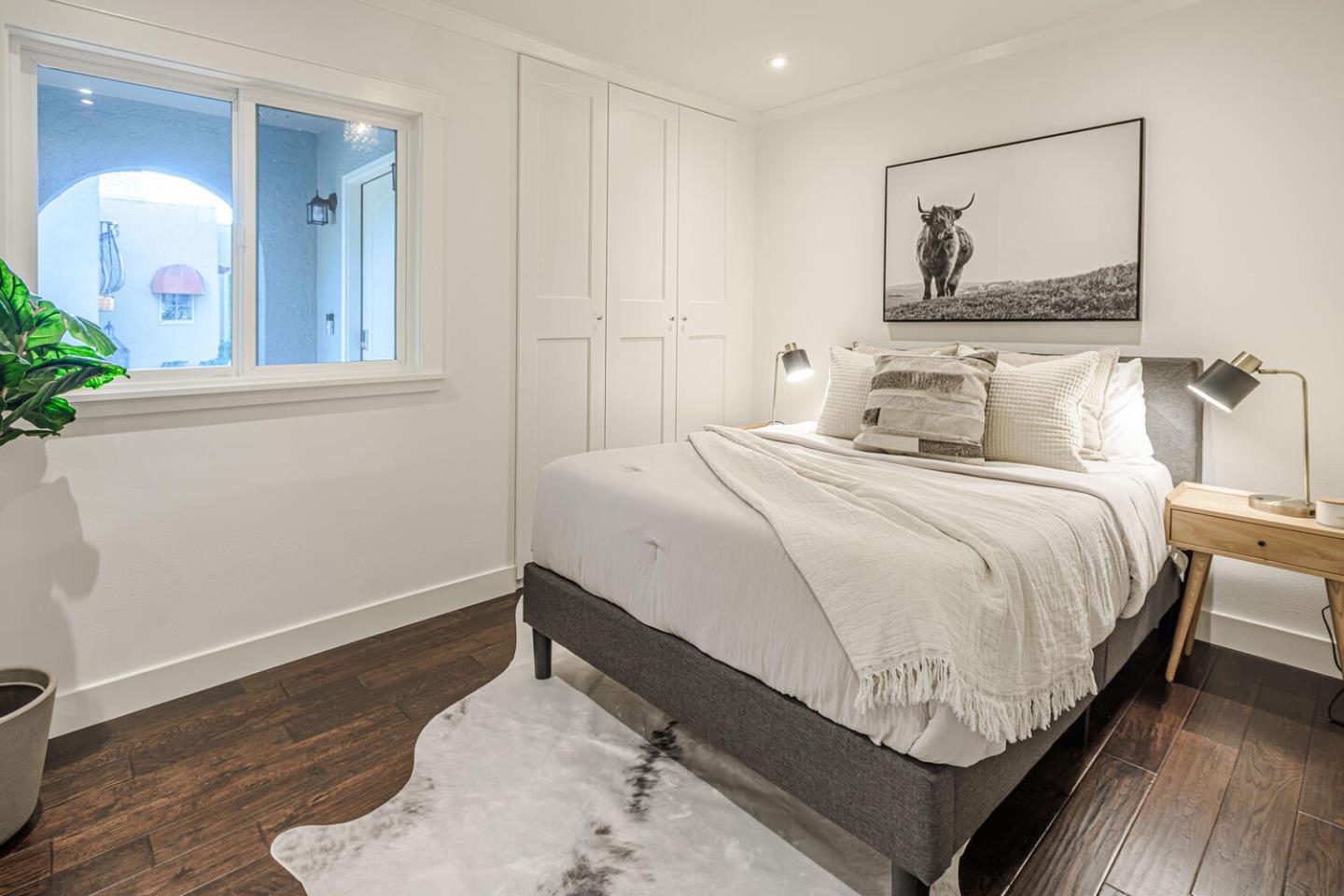 Detail Gallery Image 27 of 39 For 39 Victoria Rd, Burlingame,  CA 94010 - 2 Beds | 2 Baths