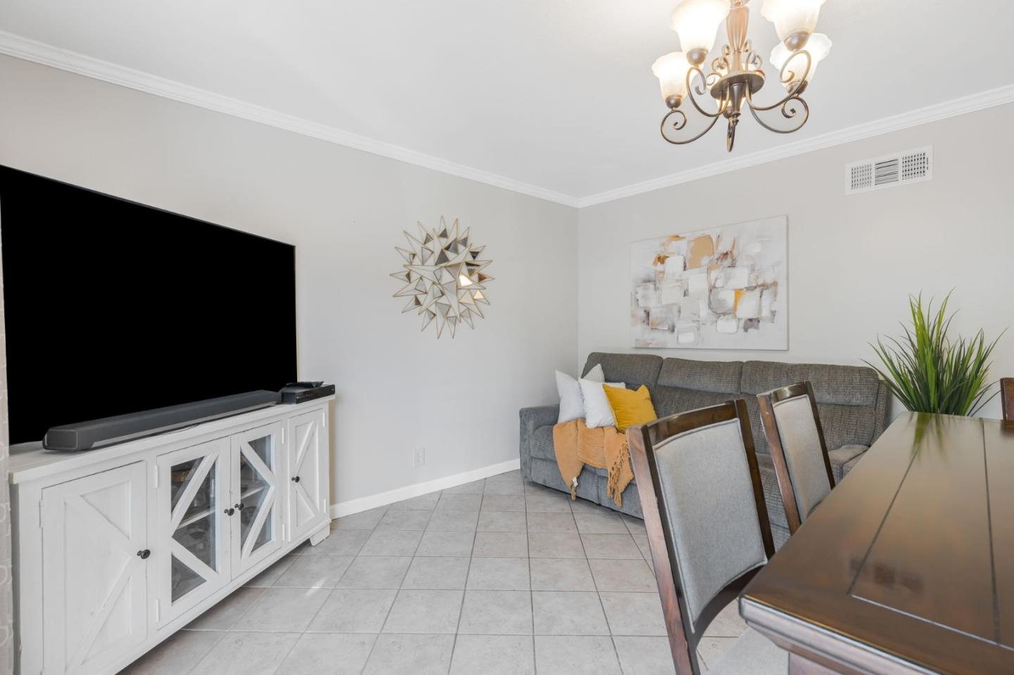 Detail Gallery Image 8 of 26 For 685 Parvin Dr, Milpitas,  CA 95035 - 4 Beds | 2 Baths