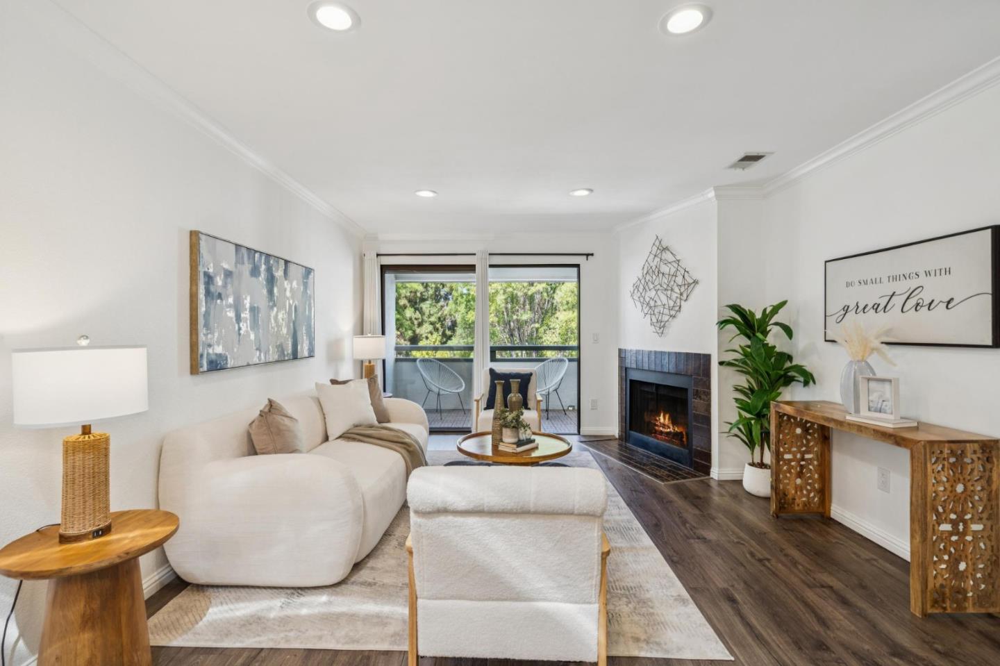 Detail Gallery Image 3 of 34 For 40425 Chapel Way #309,  Fremont,  CA 94538 - 2 Beds | 2 Baths