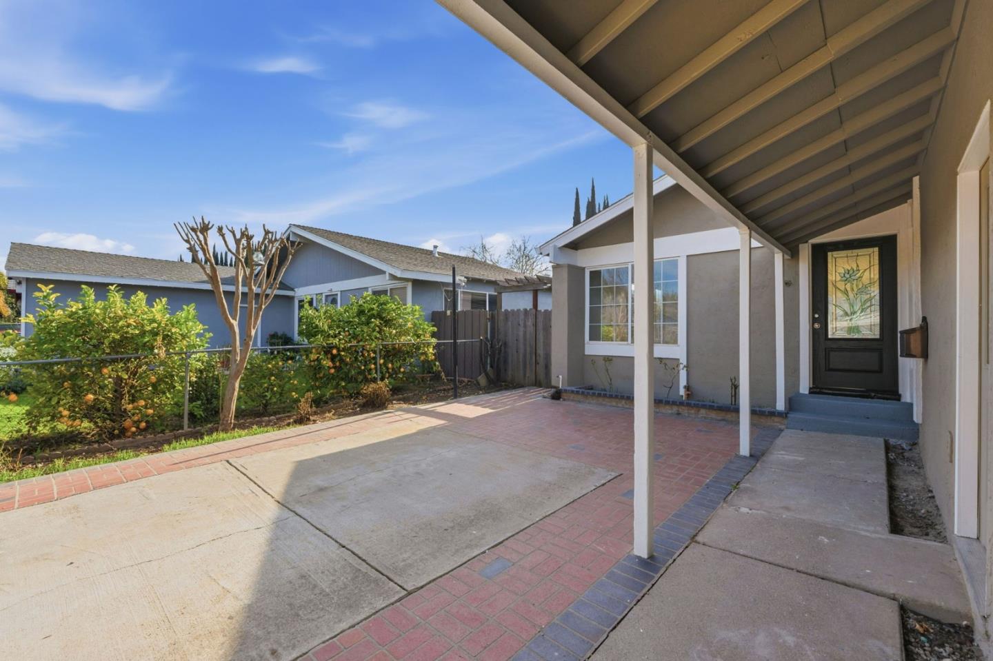 Detail Gallery Image 2 of 46 For 6761 Muscat Dr, San Jose,  CA 95119 - 4 Beds | 2 Baths