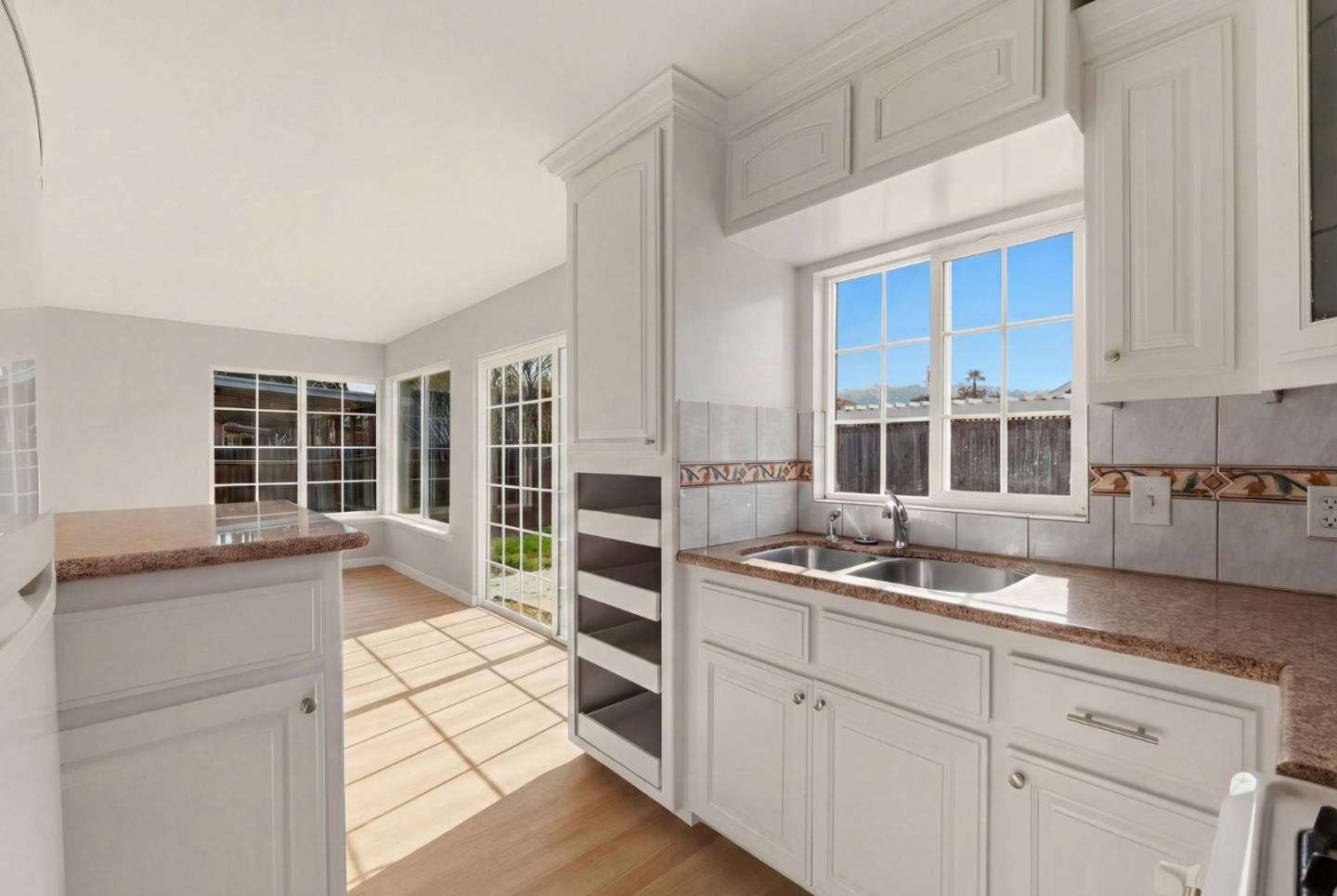 Detail Gallery Image 21 of 46 For 6761 Muscat Dr, San Jose,  CA 95119 - 4 Beds | 2 Baths