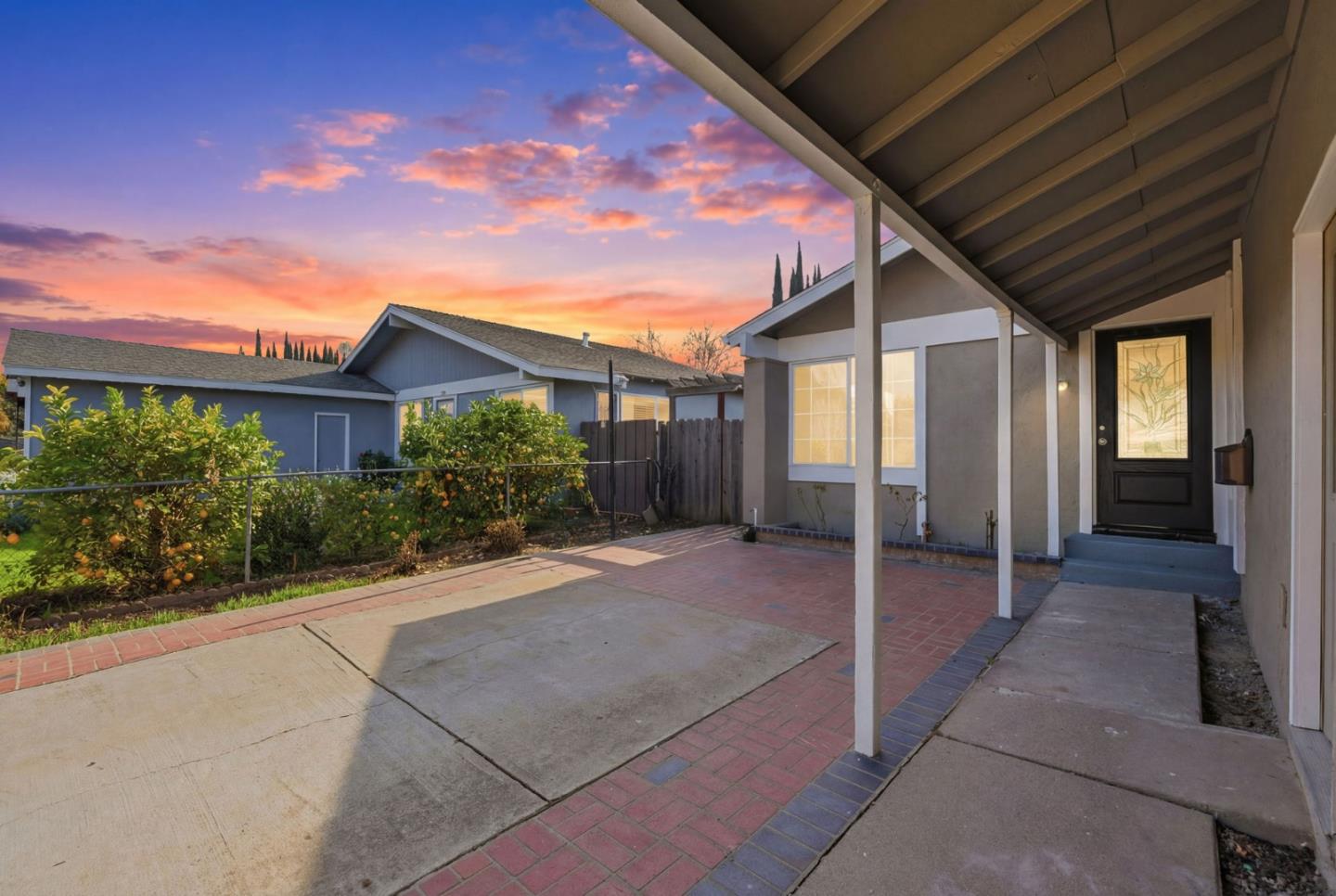 Detail Gallery Image 3 of 46 For 6761 Muscat Dr, San Jose,  CA 95119 - 4 Beds | 2 Baths