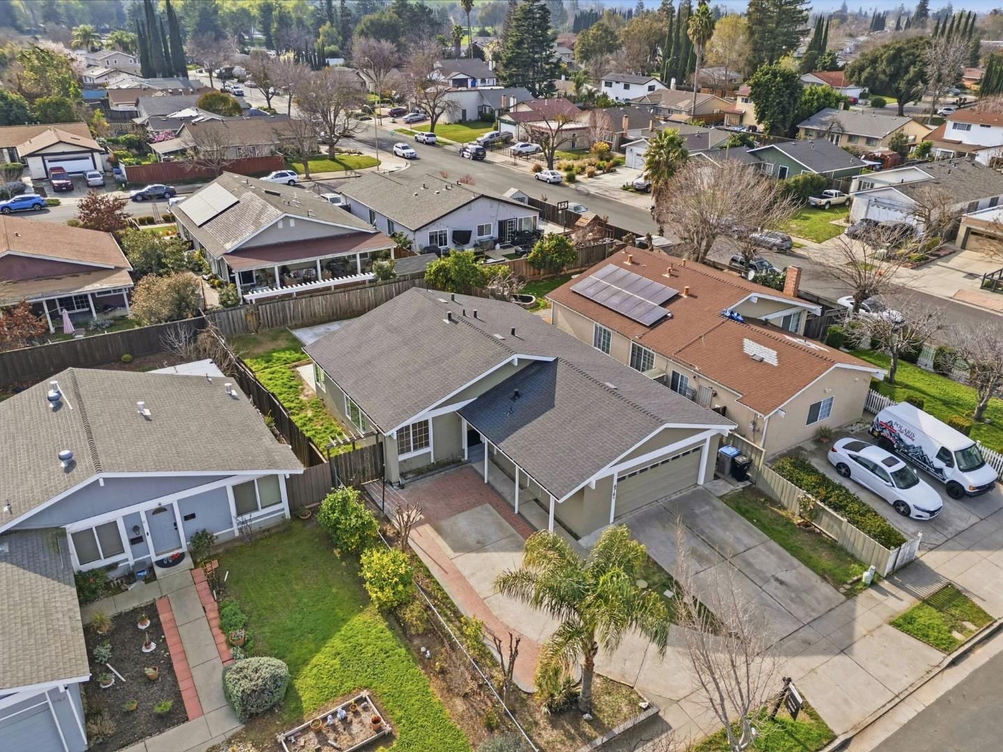 Detail Gallery Image 41 of 46 For 6761 Muscat Dr, San Jose,  CA 95119 - 4 Beds | 2 Baths