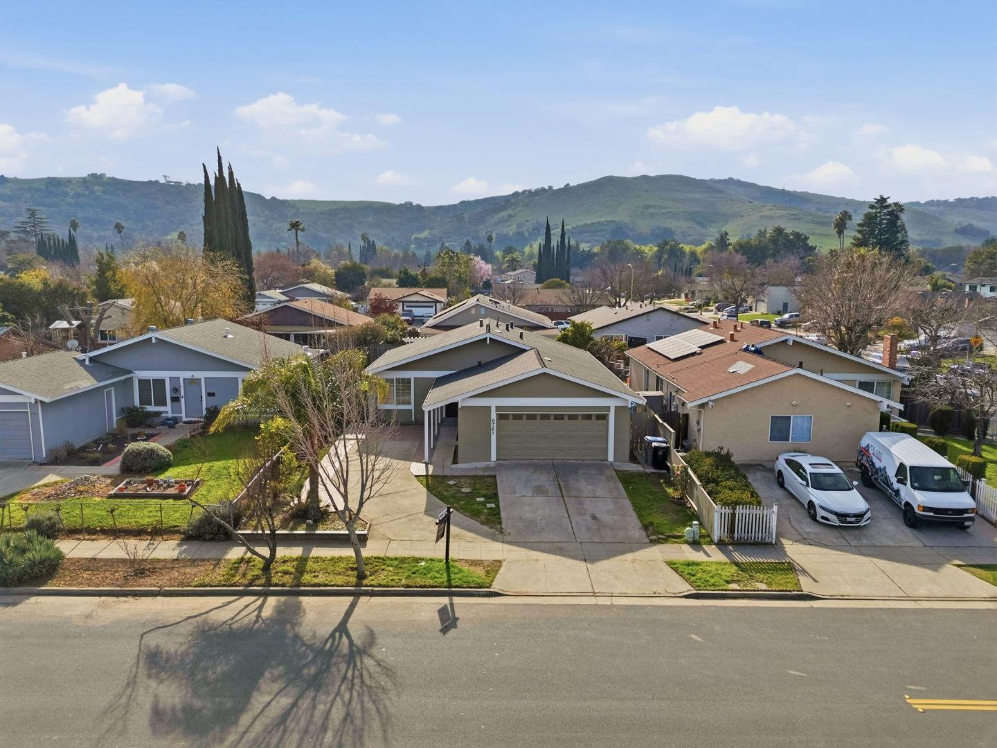 Detail Gallery Image 44 of 46 For 6761 Muscat Dr, San Jose,  CA 95119 - 4 Beds | 2 Baths