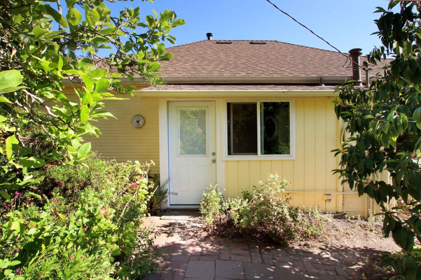 Detail Gallery Image 7 of 56 For 46 Valley View Rd, Watsonville,  CA 95076 - 5 Beds | 3 Baths