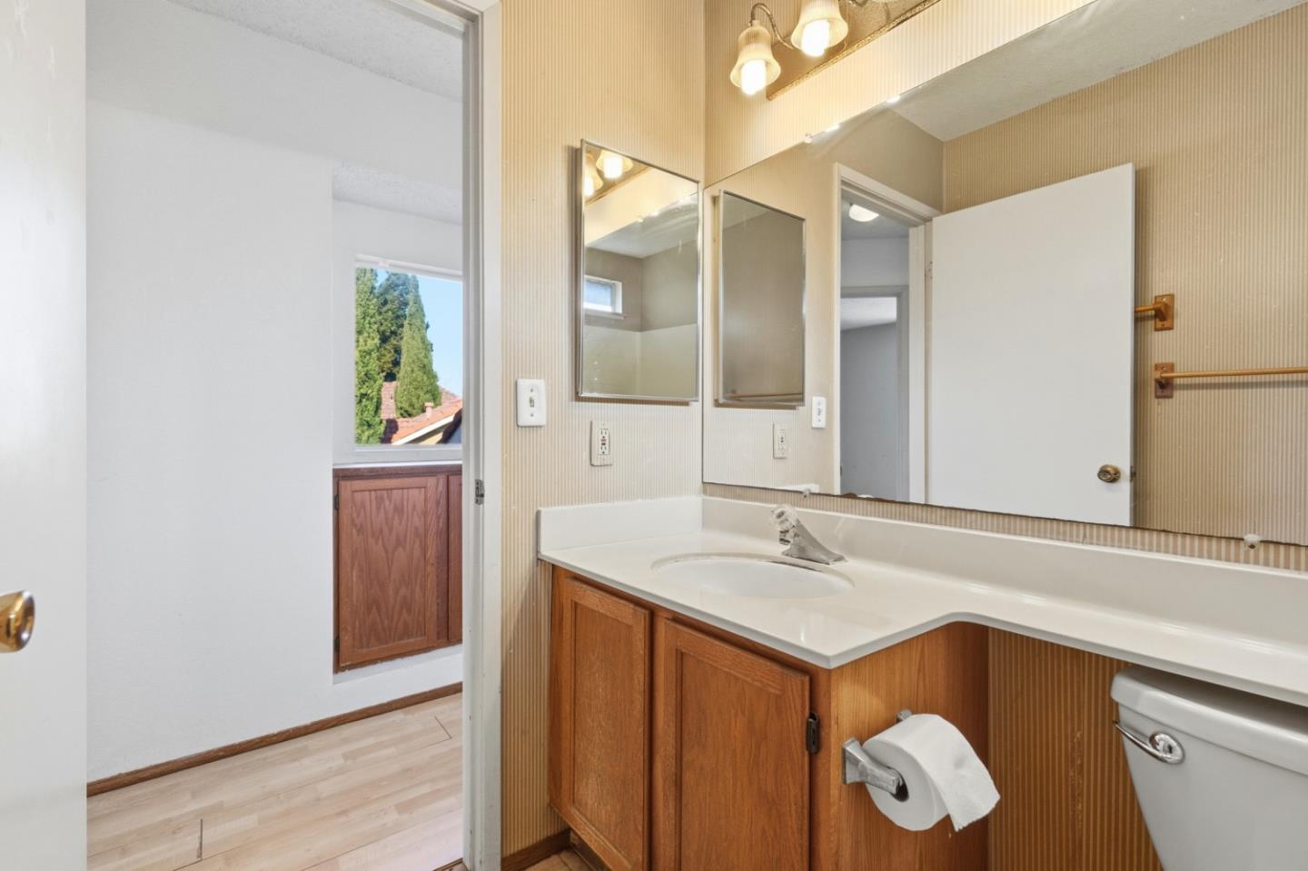 Detail Gallery Image 31 of 38 For 873 Knights Cir, Vallejo,  CA 94591 - 3 Beds | 2/1 Baths