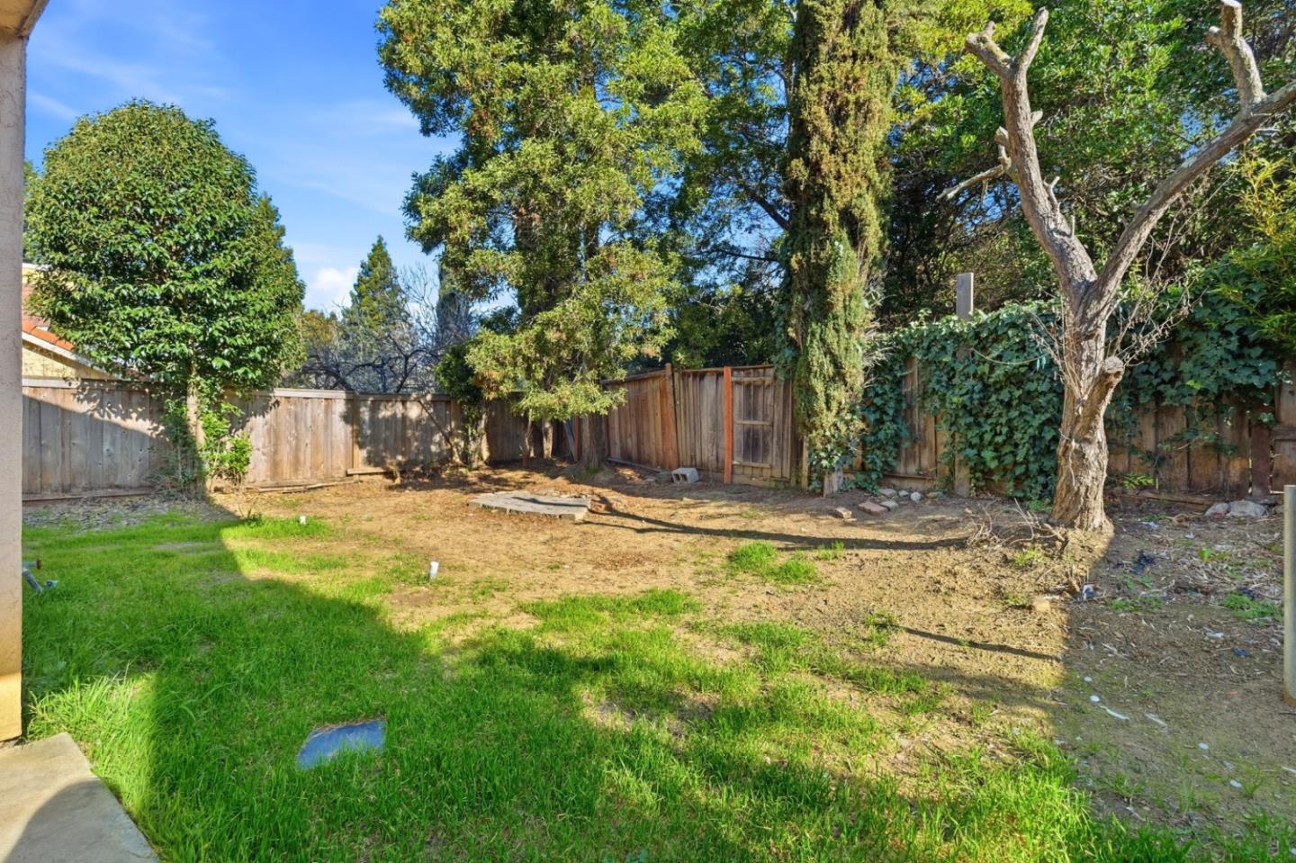 Detail Gallery Image 37 of 38 For 873 Knights Cir, Vallejo,  CA 94591 - 3 Beds | 2/1 Baths