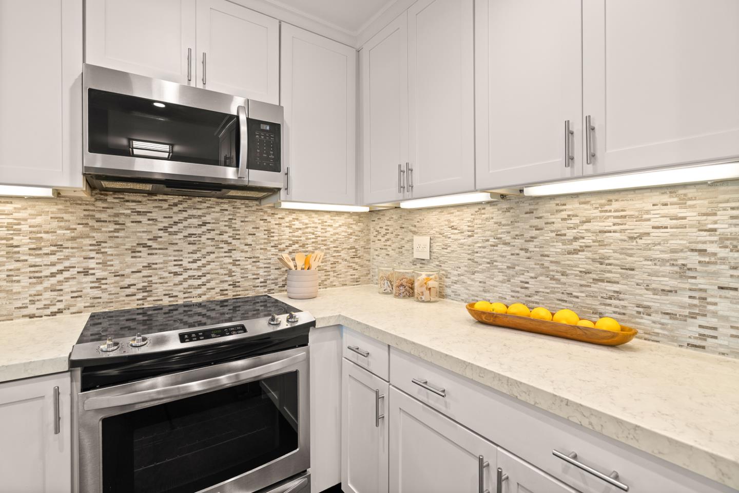 Photo #12: ML82033030 Listing: Photo #12