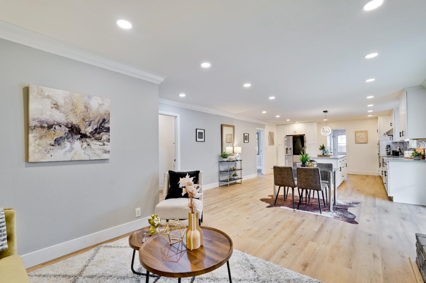 Detail Gallery Image 11 of 48 For 16925 Burgundy Ln, Morgan Hill,  CA 95037 - 4 Beds | 2/1 Baths