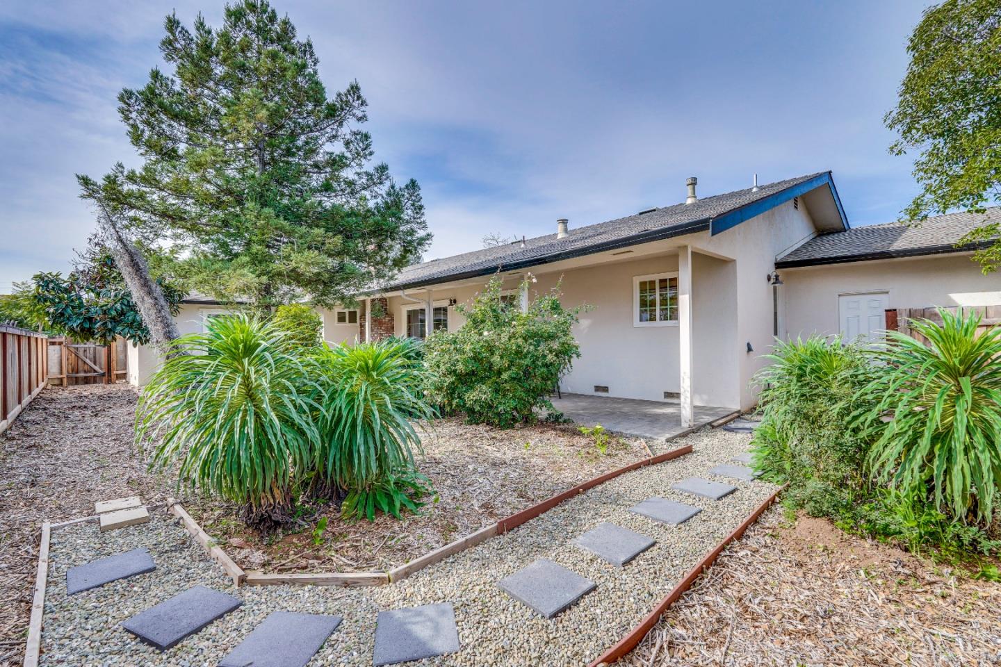 Detail Gallery Image 46 of 48 For 16925 Burgundy Ln, Morgan Hill,  CA 95037 - 4 Beds | 2/1 Baths