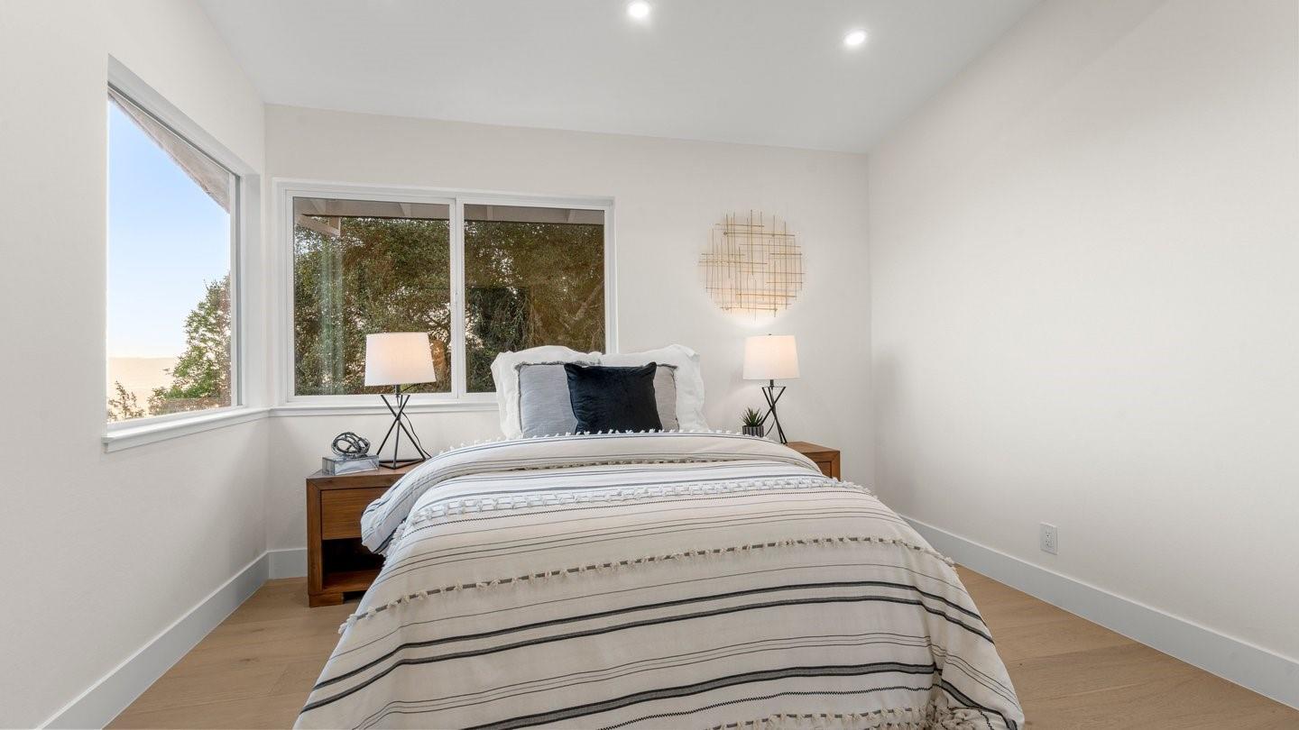 Detail Gallery Image 14 of 45 For 15499 Bohlman Rd, Saratoga,  CA 95070 - 3 Beds | 3 Baths