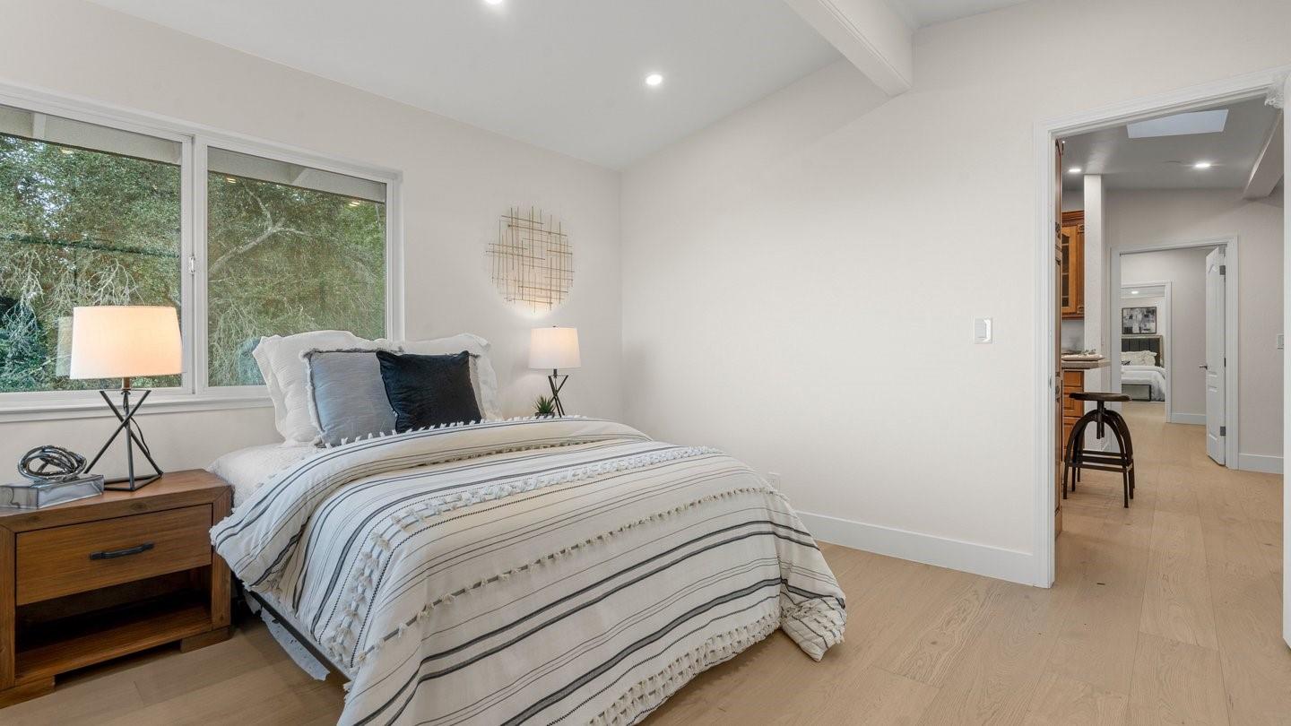 Detail Gallery Image 15 of 45 For 15499 Bohlman Rd, Saratoga,  CA 95070 - 3 Beds | 3 Baths