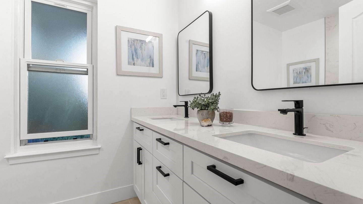 Detail Gallery Image 16 of 45 For 15499 Bohlman Rd, Saratoga,  CA 95070 - 3 Beds | 3 Baths